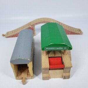 Thomas and Friends Wood Bridge Tunnel Barrel Loader  Special Track Accessories